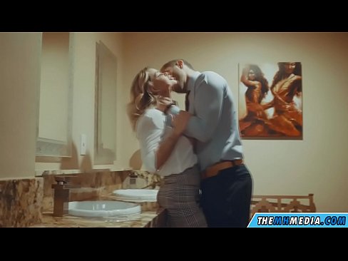 ❤️ Nigbati bilondi ti oyan ba tan ọ ni yara isinmi ti gbogbo eniyan ❤️ Ibalopo didara ni% yo.recetasketo.top ﹏